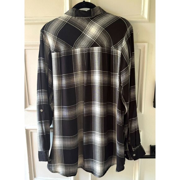 Krazy Kat Womens Black/White Plaid Button-Up Shirt Size 1X Long Sleeve Collar - Picture 2 of 11